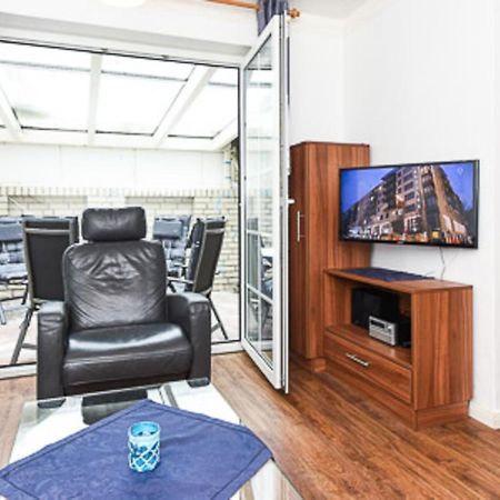 Haus Elfriede, Appartment Nordstrand Wohnung 3 นอร์เดอร์ไน ภายนอก รูปภาพ
